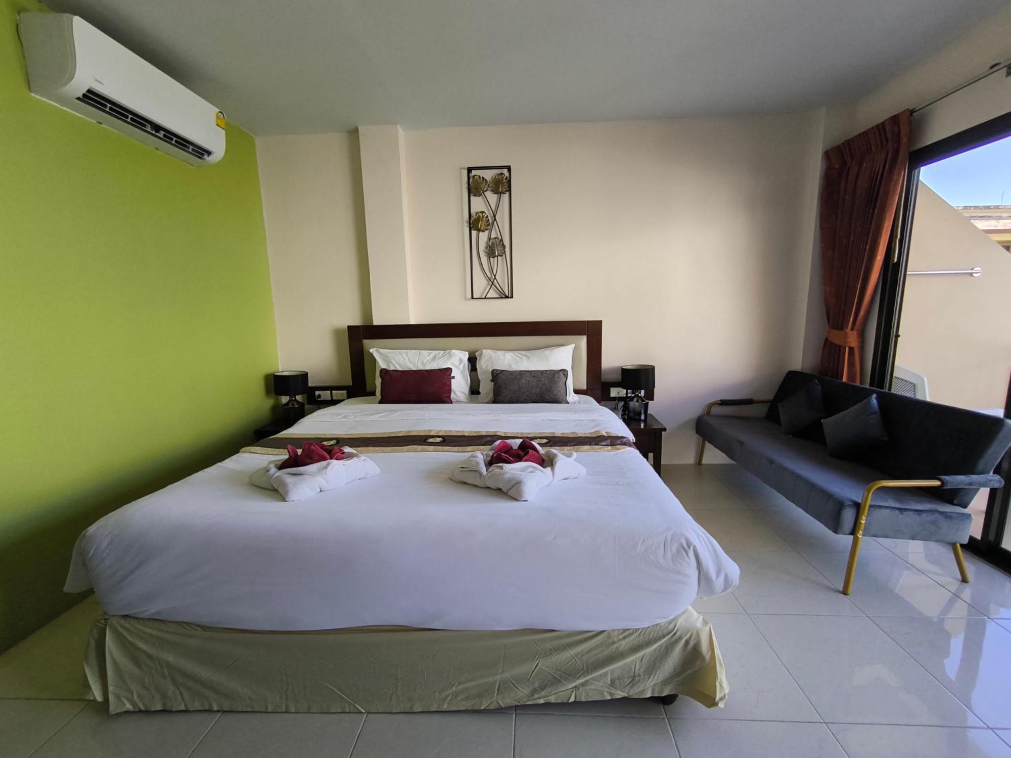 Seven Seas Hotel Patong Ngoại thất bức ảnh