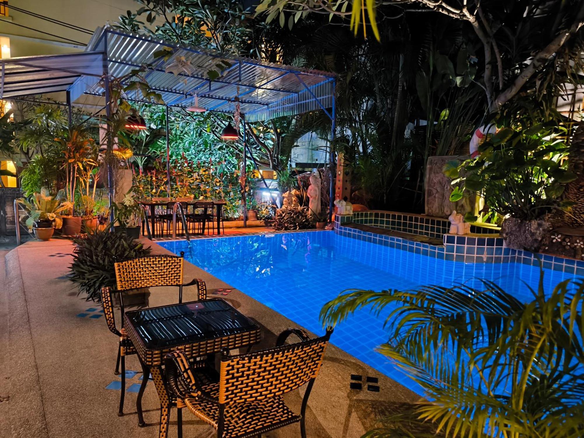 Seven Seas Hotel Patong Ngoại thất bức ảnh